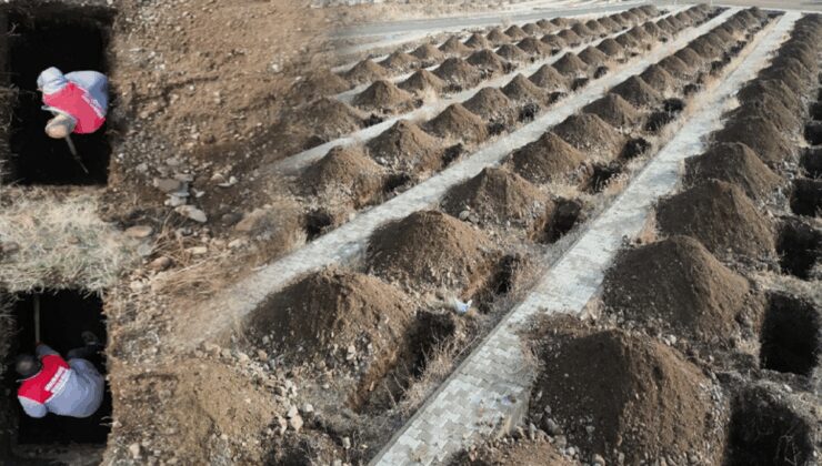 Erzurum’da korkutan manzara: Apar topar kazılan 500 mezarın nedeni ortaya çıktı!