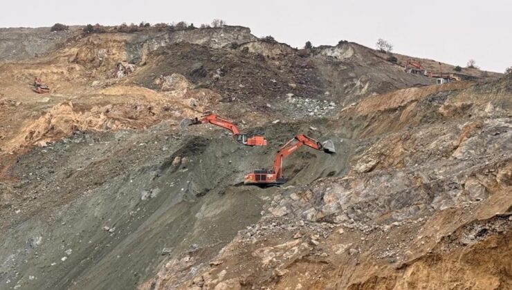 Göçük altında kalan şantiye müdürü 7 gündür aranıyor