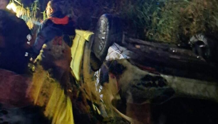 Hatay’da kaçak göçmenleri taşıyan otomobil Asi Nehri’ne uçtu: 9 yaralı