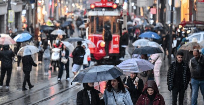 İstanbul bu haftayı yağışlarla kapatacak