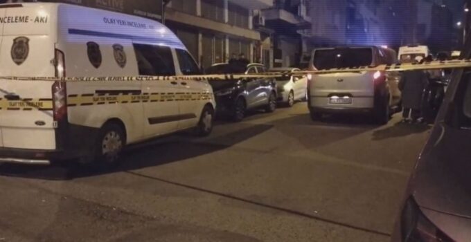 İstanbul’da aile faciası: Oğlunu ve kardeşini öldürdü