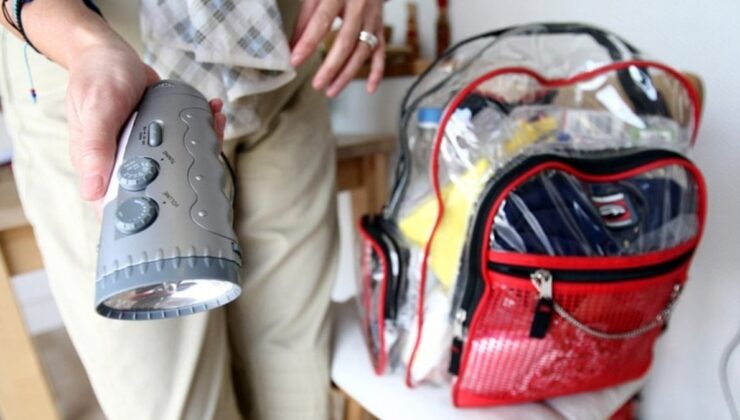 Japon uzman açıkladı: Deprem çantasına hayat kurtaracak 2 ürün daha girdi