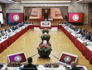 Komisyonda MİT raporu süreci belirleyecek