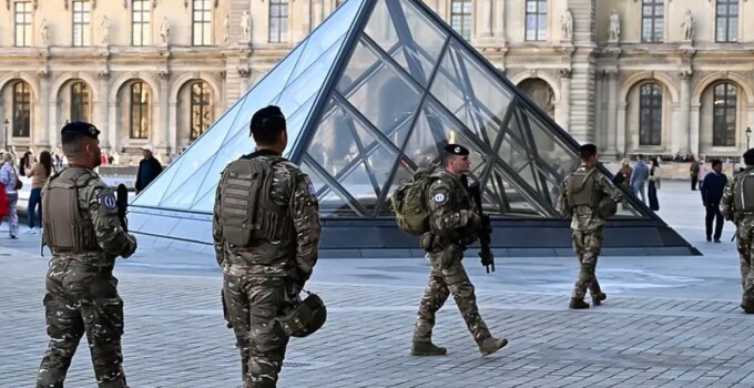 Louvre Müzesi soygununda güvenlik şifresi akıllara durgunluk verdi