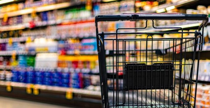 Markette herkesin hesabını ödeyerek ‘günah çıkardı’: Marmaris gizemli turisti konuşuyor