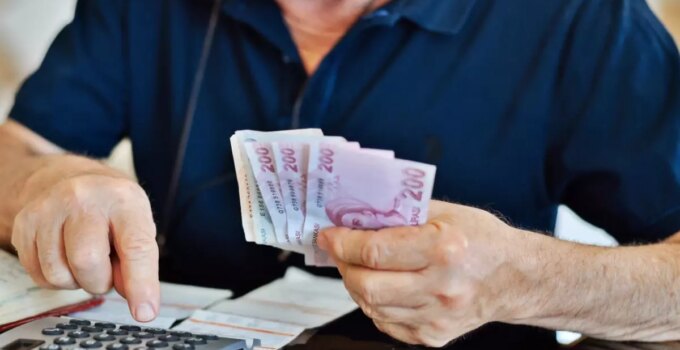 Merkez Bankası’nın enflasyon tahmini değişti! İşte yeni orana göre emekliye yapılacak zam