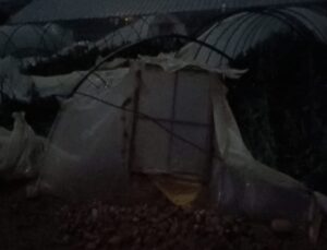 Mersin’de hortum paniği: Şehir karanlığa büründü