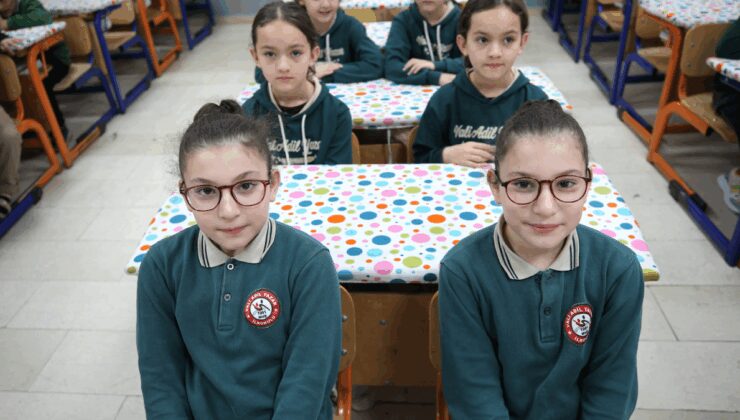 Öğretmenler ayırt edemiyor, 42’si birden aynı okulda okuyor