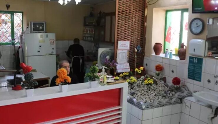 Pideciye türbe muamelesi yaptılar! Dükkanın ortasında isimsiz mezar merak uyandırdı