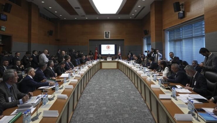 11. Yargı Paketi sabaha karşı komisyondan geçti: Bu suçlara tahliye yolu kapandı