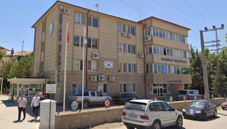 Belediyedeki yolsuzluk silah kaçakçılığına uzandı