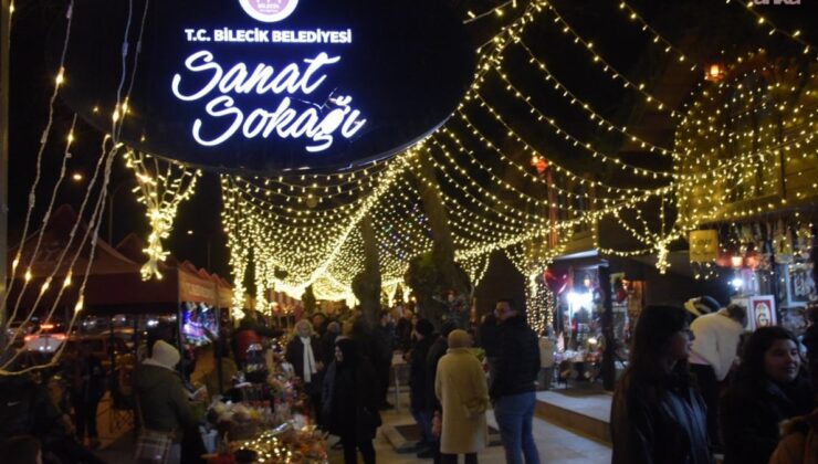 Bilecik’te yeni yıl sokağına yoğun ilgi