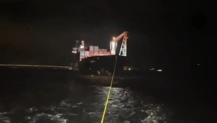 Çanakkale Boğazı’nda arızalanan gemi kurtarıldı