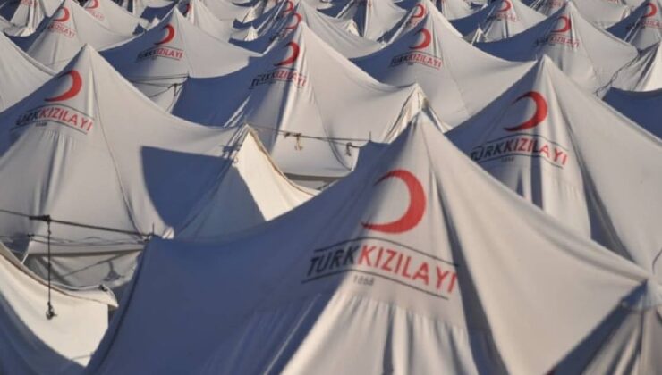 Depremde çadır satan Kızılay yöneticilerine dava geliyor