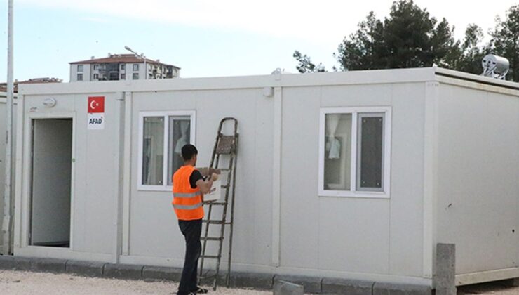 Depremzede konteynerde, Özel İdare ‘tanıtım’ peşinde