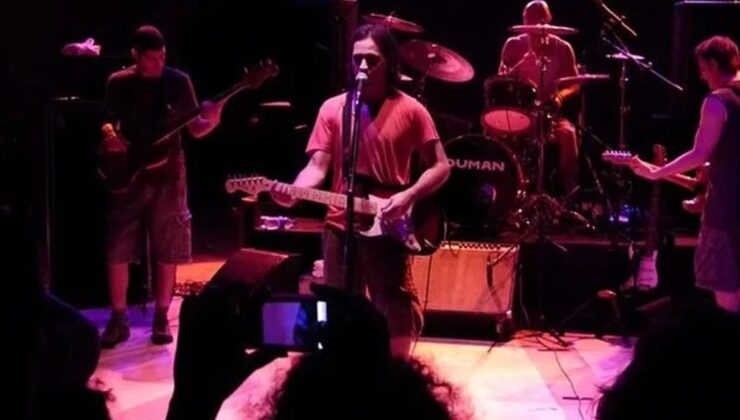 Duman konseri rektörü koltuğundan etti