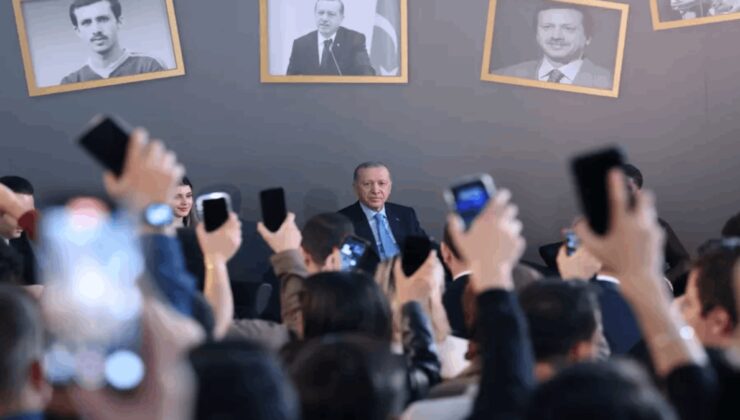 Erdoğan, Ahmet Kaya şarkısı söyledi