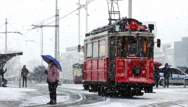İstanbullulara kötü haber! Kar hayali yeni yıla kaldı