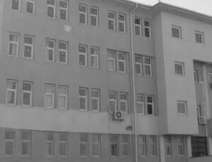 Lisede taciz skandalı:  Öğretmen tutuklandı