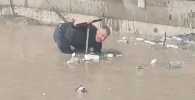 Mardin’i sağanak vurdu