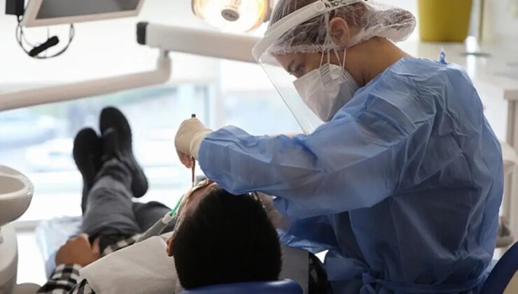 Meclis’e sunulan ücretsiz implant tedavisi için 2 şart var