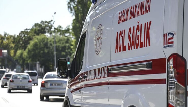 Öğrenci servisiyle otomobil çarpıştı: 9 yaralı