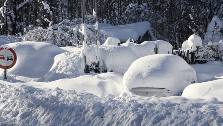 Sinop’ta kar kalınlığı 1 metreye çıktı