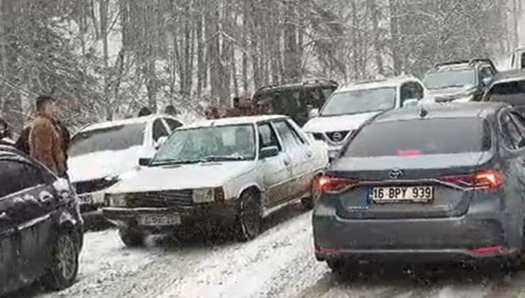 Tatil kabusa döndü, araçlar yollarda kaldı