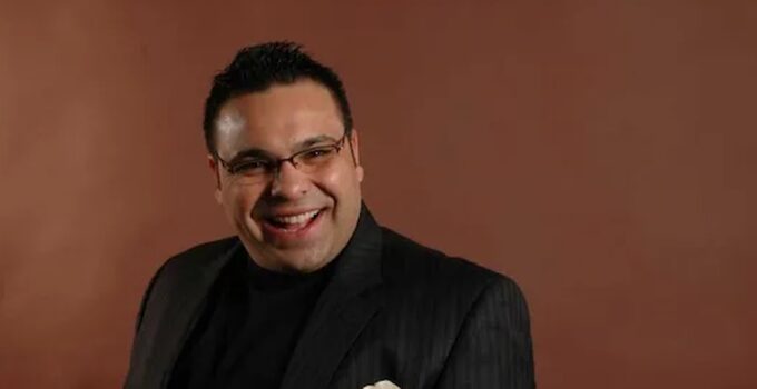 Ünlü sunucu Okan Karacan gözaltına alındı