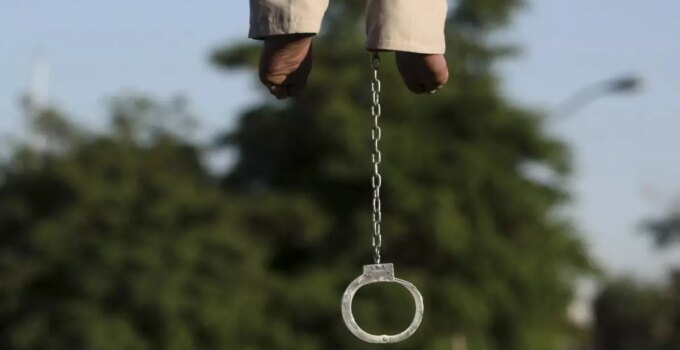 Üvey çocuğuna işkence edip ölümüne neden olan anne idam edildi