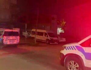 Yoldan geçerken silahlı kavganın ortasında kalıp vuruldu