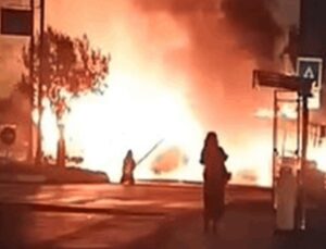 Avcılar’da İETT otobüsü alev alev yandı