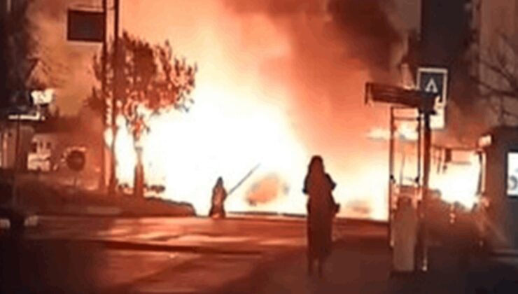 Avcılar’da İETT otobüsü alev alev yandı