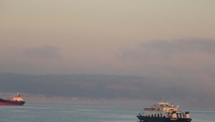 Çanakkale Boğazı’nda deniz trafiği iki yönde de kapatıldı