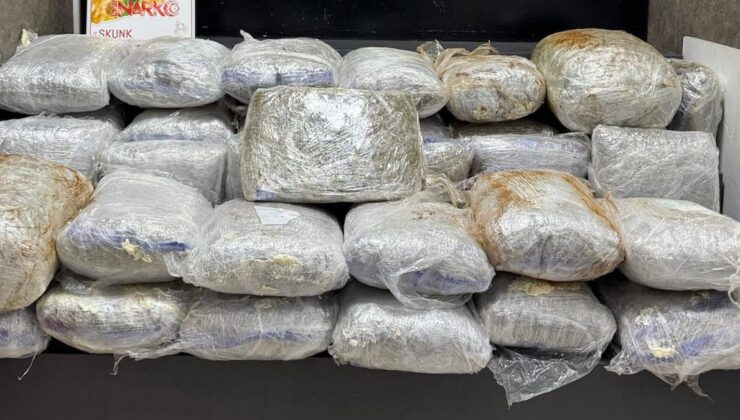 Çeşme’de otomobilde 65 kilo uyuşturucu ele geçirildi: 1 tutuklama