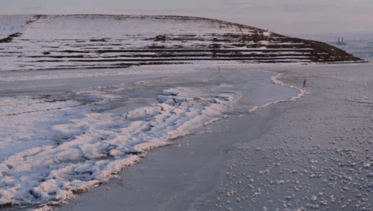 Kars’ta baraj dondu: Hava -31 derece!
