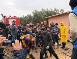 Kenti sağanak vurdu! Oynarken tahliye kanalına düşen 3 yaşındaki çocuk hayatını kaybetti