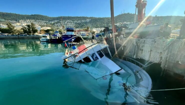 Muğla’da fırtına balıkçı teknelerini batırdı