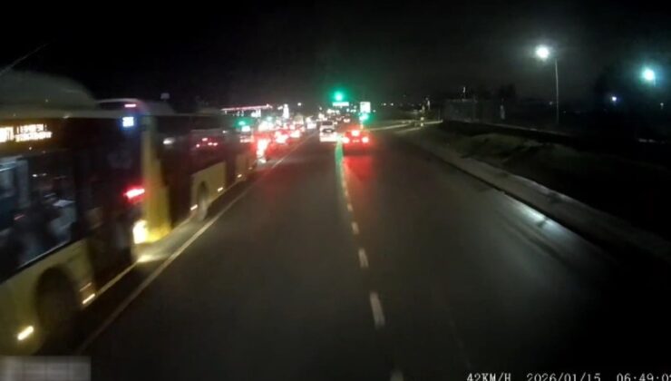 Son Dakika… 3 İETT otobüsü çarpıştı, 5 yaralı