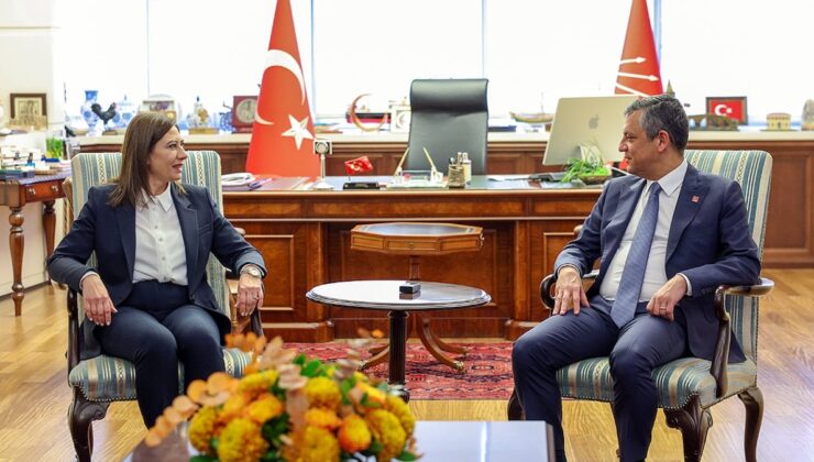 Türkiye’de biz, KKTC’de ise CTP iktidara yürüyor