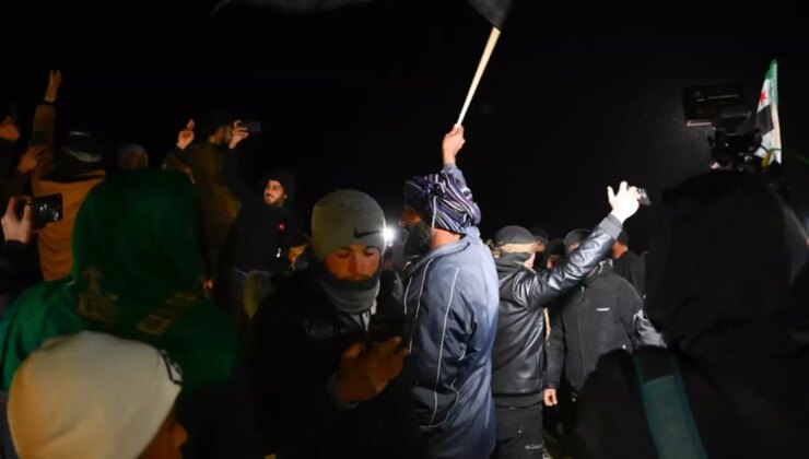 YPG’nin çekilme açıklaması Suriye’de sevinçle karşılandı