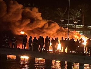 Bodrum’da marinada yangın! Motoryatlar alev alev yandı