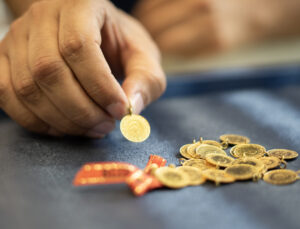 Gram altında 11 bin TL beklentisi! Bu mümkün mü? Nasıl yatırım yapmalı? Uzman isimden kritik değerlendirmeler…