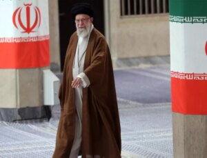 Hamaney’in naaşı Tahran’da halkın ziyaretine açılacak