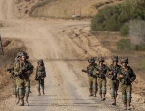 İsrail Lübnan’da BM Barış Gücü askerlerini hedef aldı