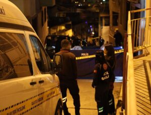 İzmir’de 2 çocuğunun annesi eski eşini öldürüp, intihar etti