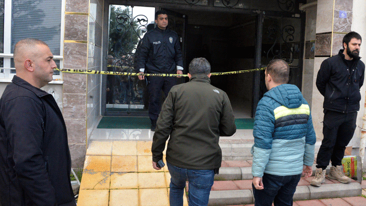 Kahramanmaraş’ta korkunç olay! Babasını boğazını keserek öldürdü