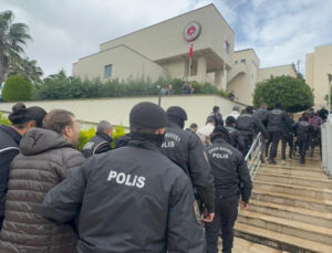 Marmaris’teki ‘rüşvet’ operasyonunun şüphelileri adliyeye sevk edildi