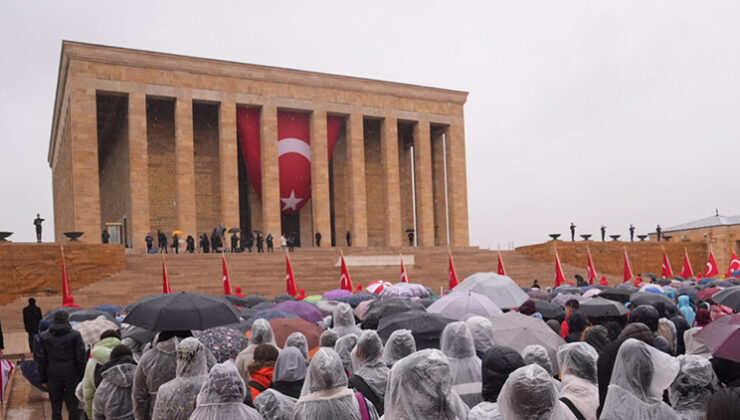 23 Nisan Ulusal Egemenlik ve Çocuk Bayramı: Siyasilerden peş peşe 23 Nisan mesajları