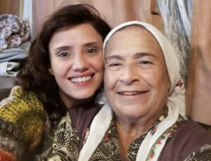 Devlet Tiyatrosu’nun usta ismi Feyha Çelenk hayatını kaybetti